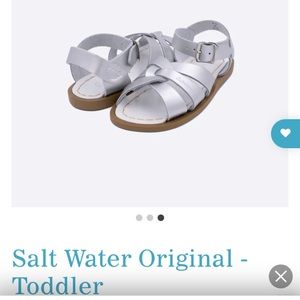 Saltwater sandals kids size 13 in metallic leather